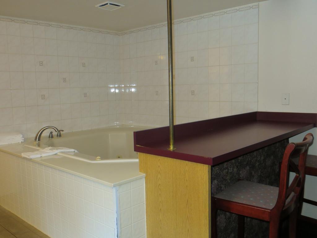 Silver Saddle Motel Manitou Springs Δωμάτιο φωτογραφία